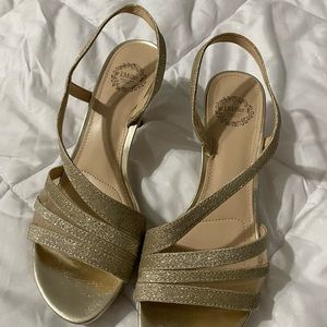 Golden straps